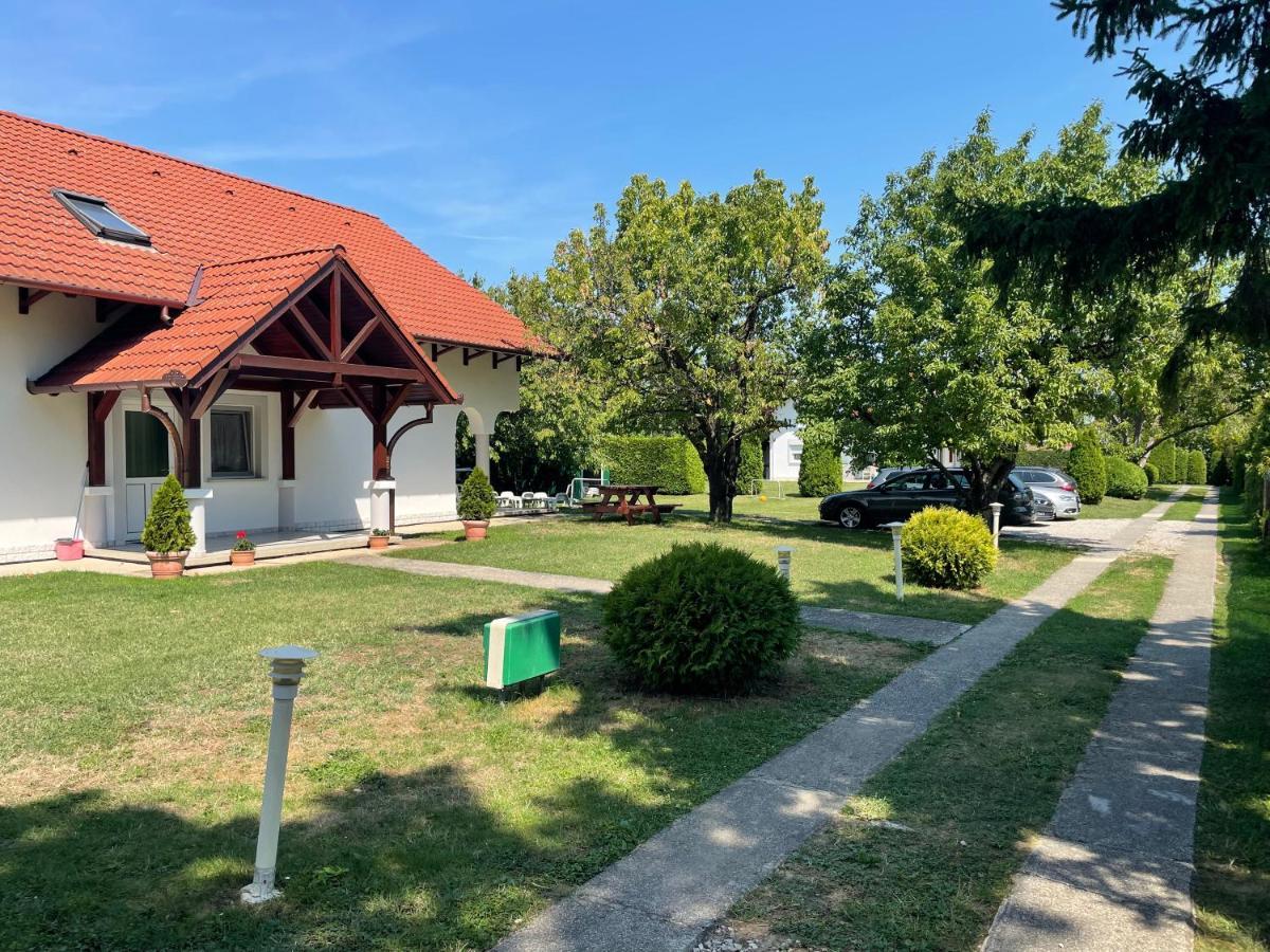Frankie Holiday Apartment Iii. Balatongyörök Екстериор снимка