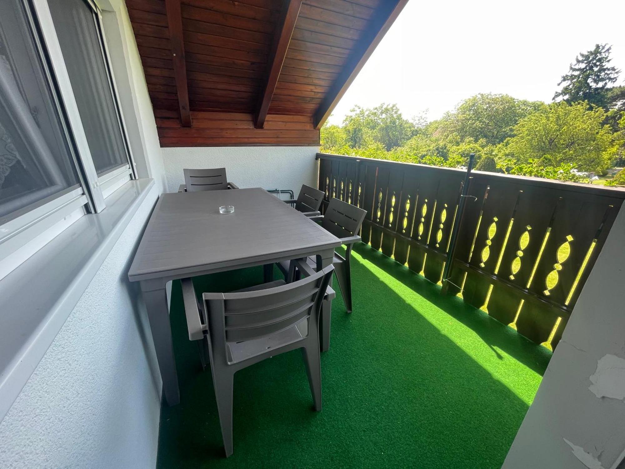 Frankie Holiday Apartment Iii. Balatongyörök Екстериор снимка